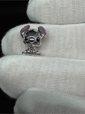 Pandora Disney’s Lilo & Stitch Charm - 798844C01